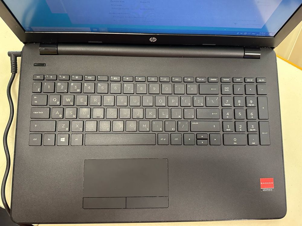 Ноутбук HP 15bw661ur; A12-9720P, Radeon R7 series, 6 Гб, 1 Tb