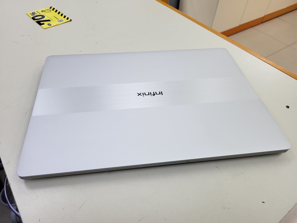 Ноутбук Infinix; Core i3-1215U, Intel UHD Graphics, 8 Гб, 512 GB, Нет