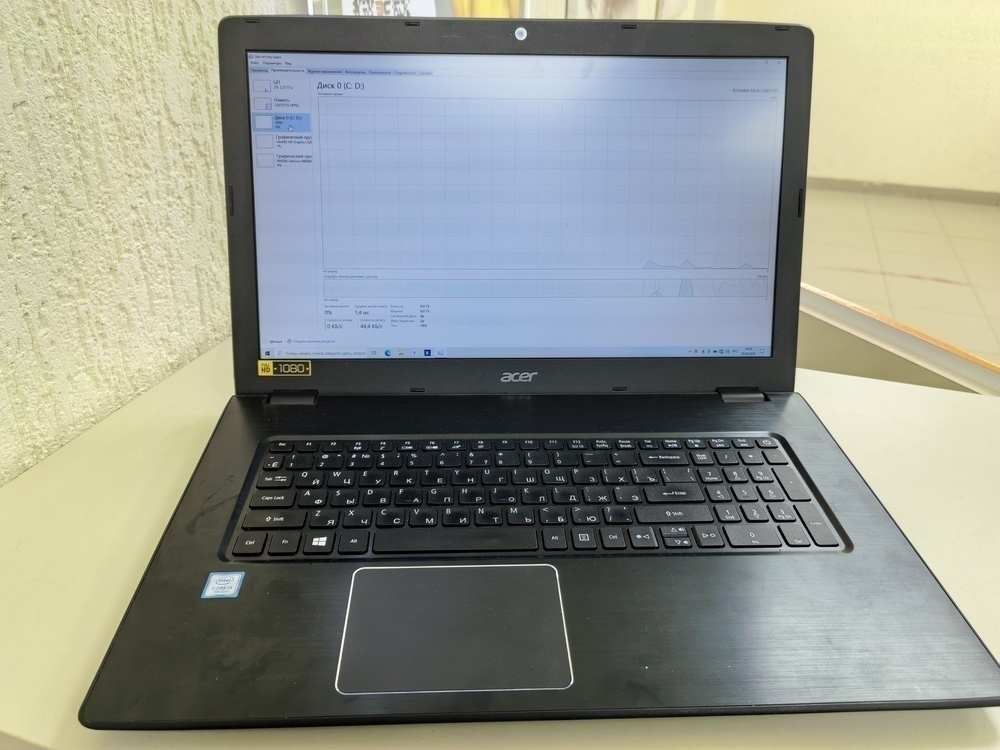 Ноутбук Acer; Core i5-7200U, GeForce 940M, 6 Гб, Нет, 1 Tb