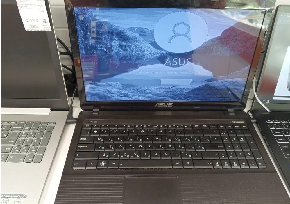 Ноутбук ASUS; A6-3400M, Radeon HD 6520G, 4 Гб, Нет, 320 Гб