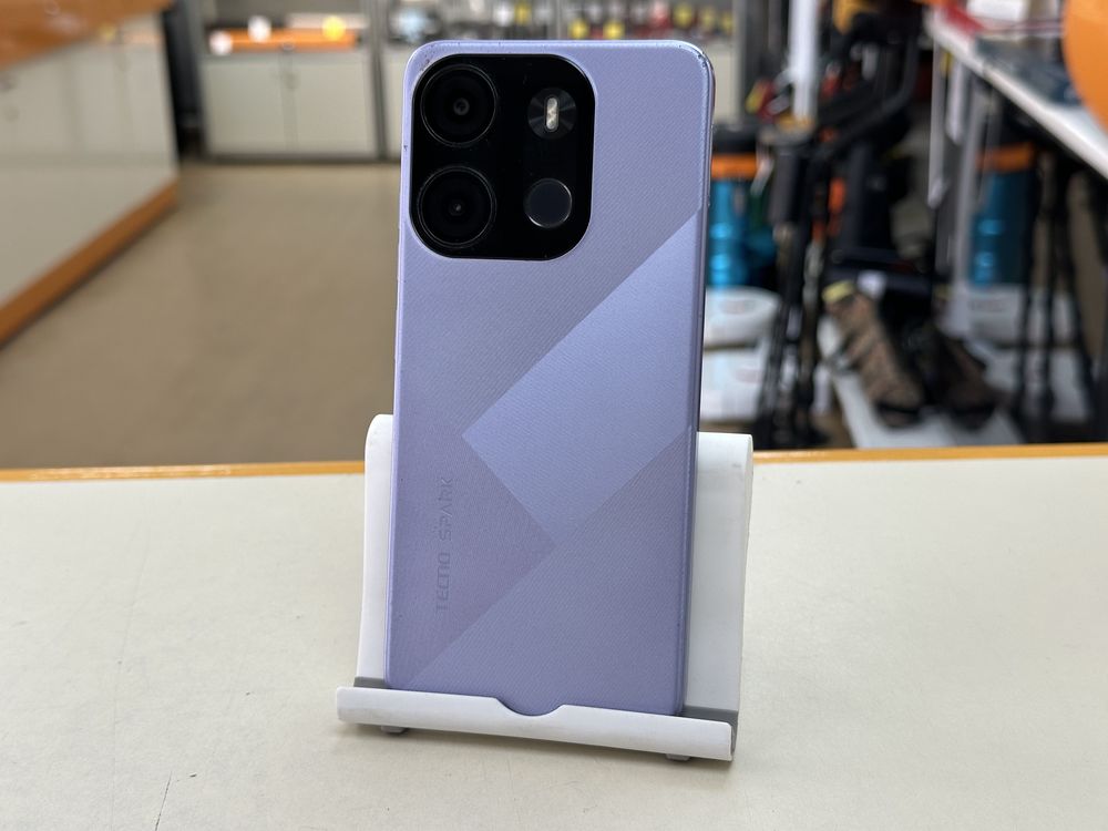 Смартфон Tecno Spark Go 2023 3/64