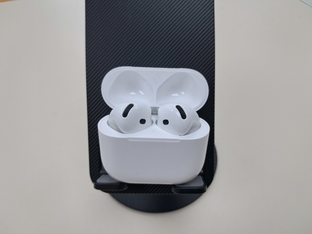 Наушники беспроводные Apple AirPods 4 с ANC