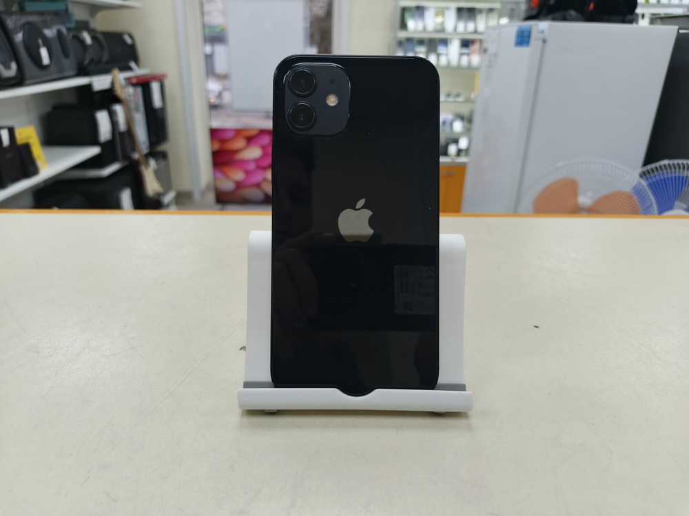 Смартфон Apple iPhone 12 64Gb