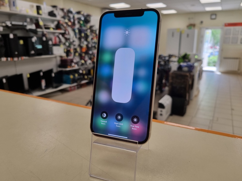 Смартфон Apple iPhone 12 64Gb