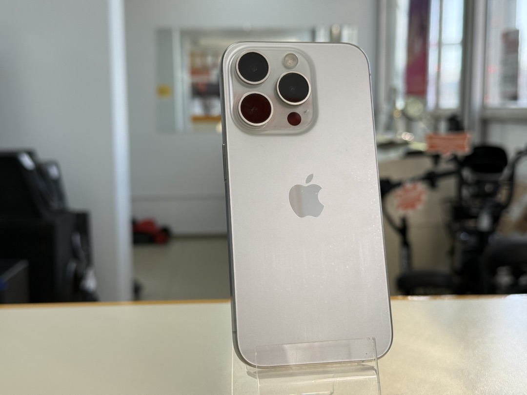 Смартфон Apple Iphone 15 Pro 128Gb