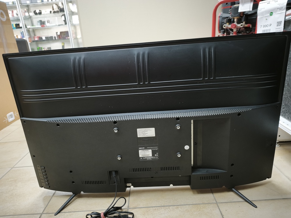 LED Телевизор Dexp H39F8000Q;