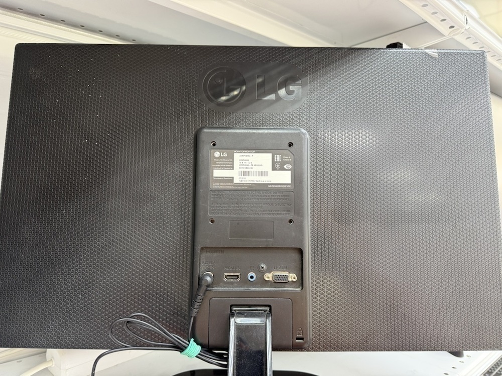 Монитор LG 22MP48
