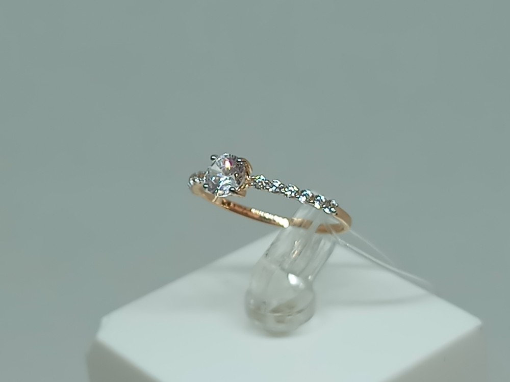 КОЛЬЦО С КАМНЯМИ (Au 585)