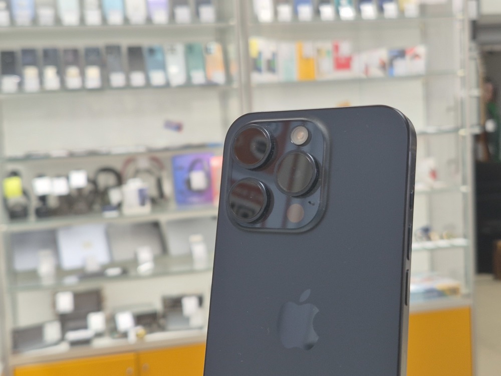 Смартфон Apple Iphone 15 Pro 256Gb
