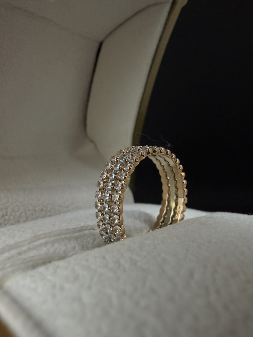 КОЛКМИ585 КОЛЬЦО С КАМНЯМИ (Au 585)