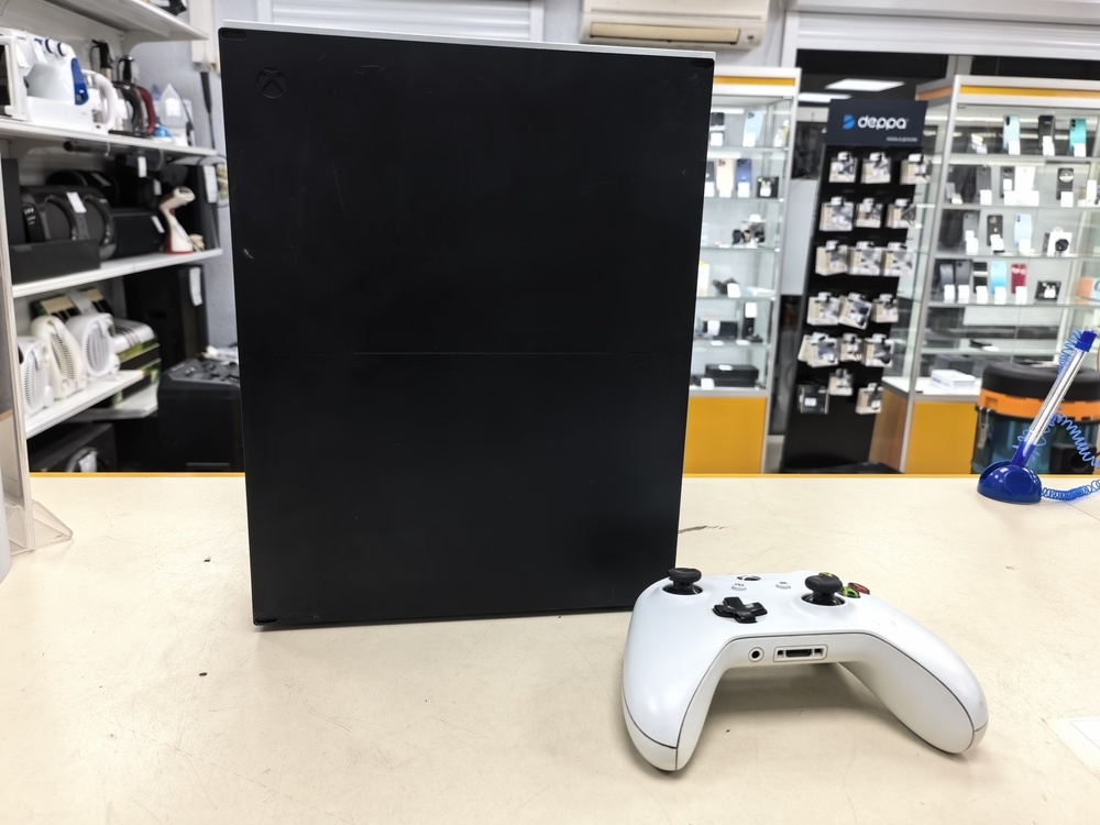 Игровая приставка Xbox One S 500Gb