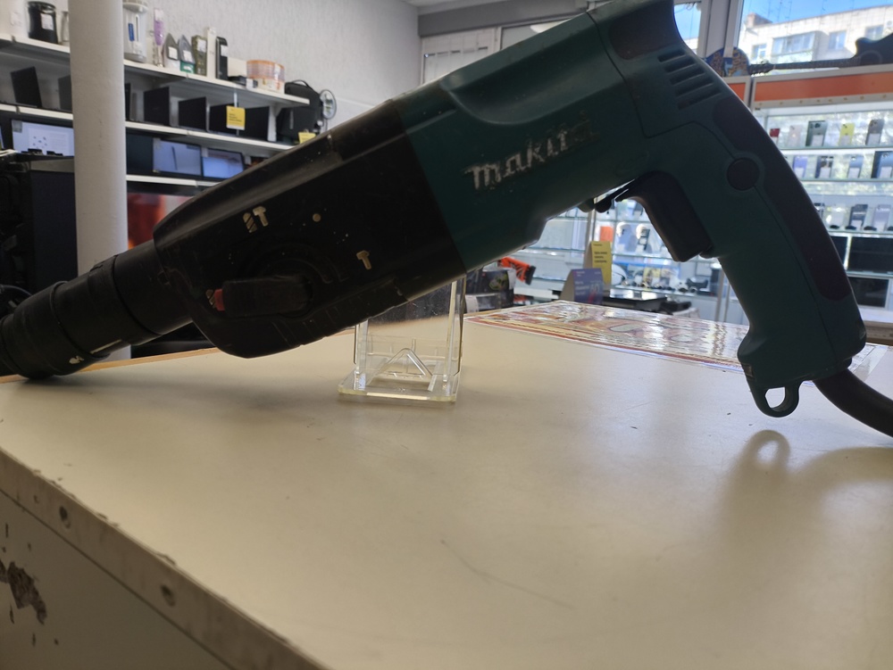 Перфоратор Makita HR2450FT