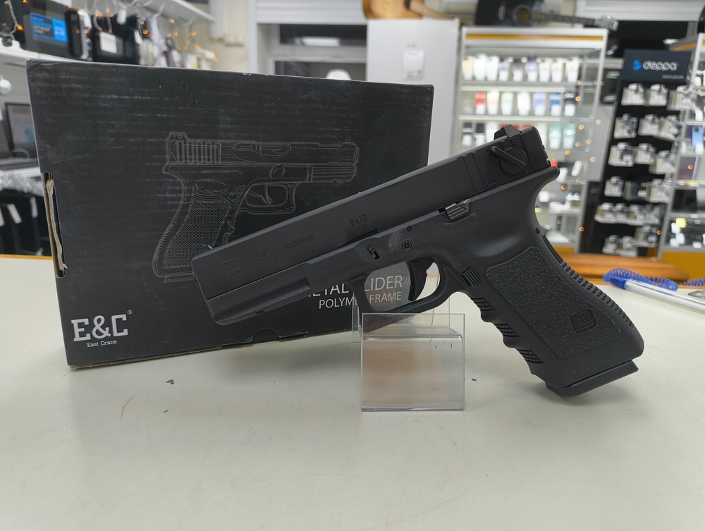 Пистолет пневматический Glock 18C