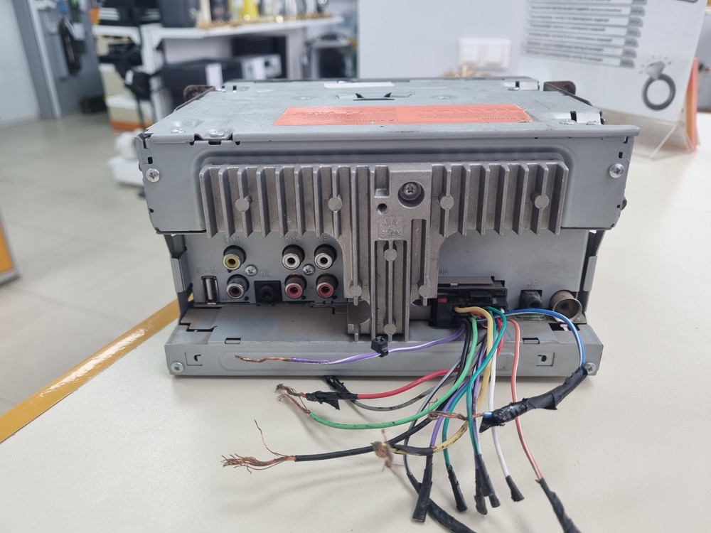 Автомагнитола Pioneer AVH-170G