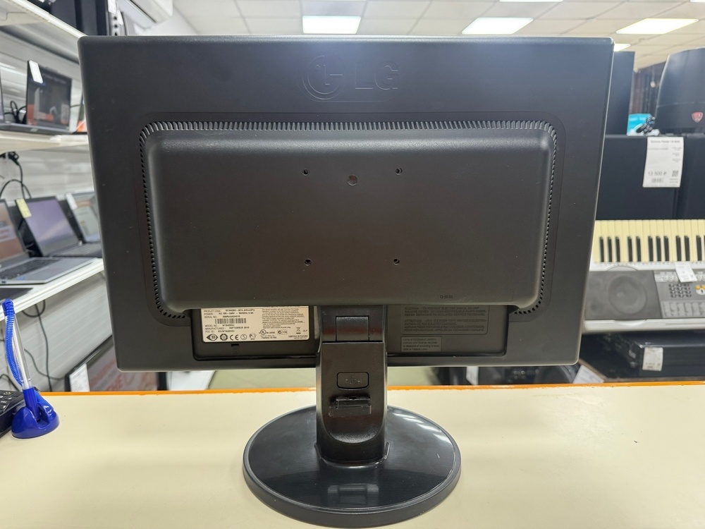 Монитор LG L1942SE