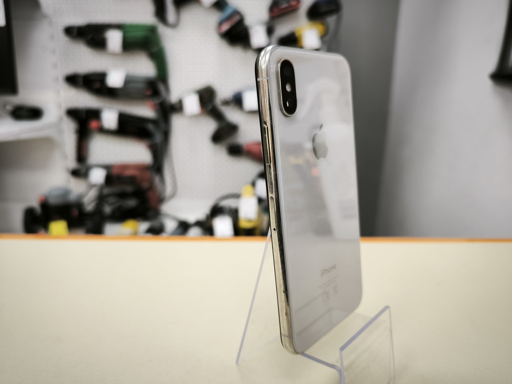 Смартфон Apple iPhone Xs 64Gb