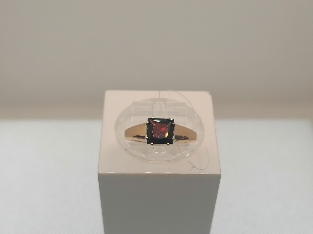 КОЛЬЦО ГРАНАТ (Au 585)