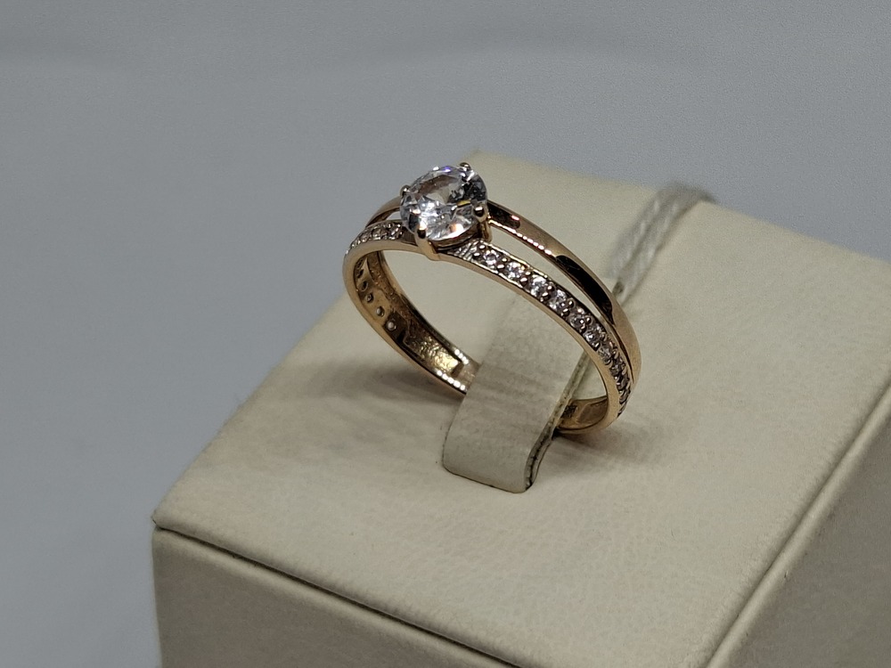 КОЛКМИ585 КОЛЬЦО С КАМНЯМИ (Au 585)