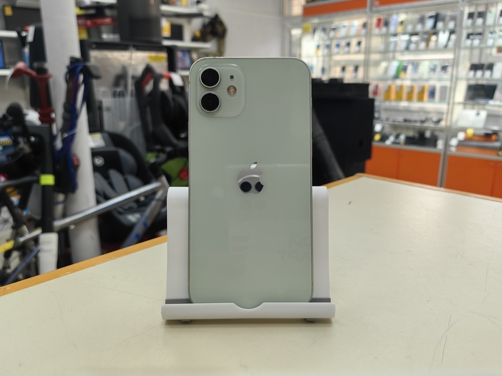 Смартфон Apple iPhone 12 64Gb