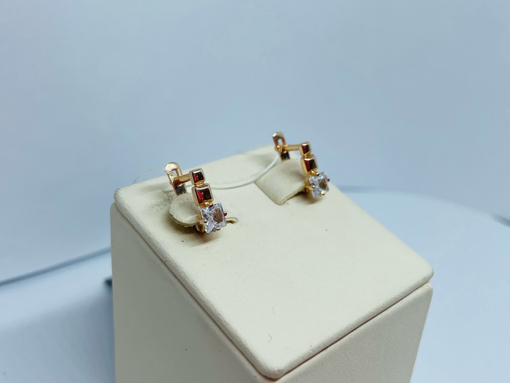 003692-1100 СЕРЬГИ С КАМНЕМ (Au 585)