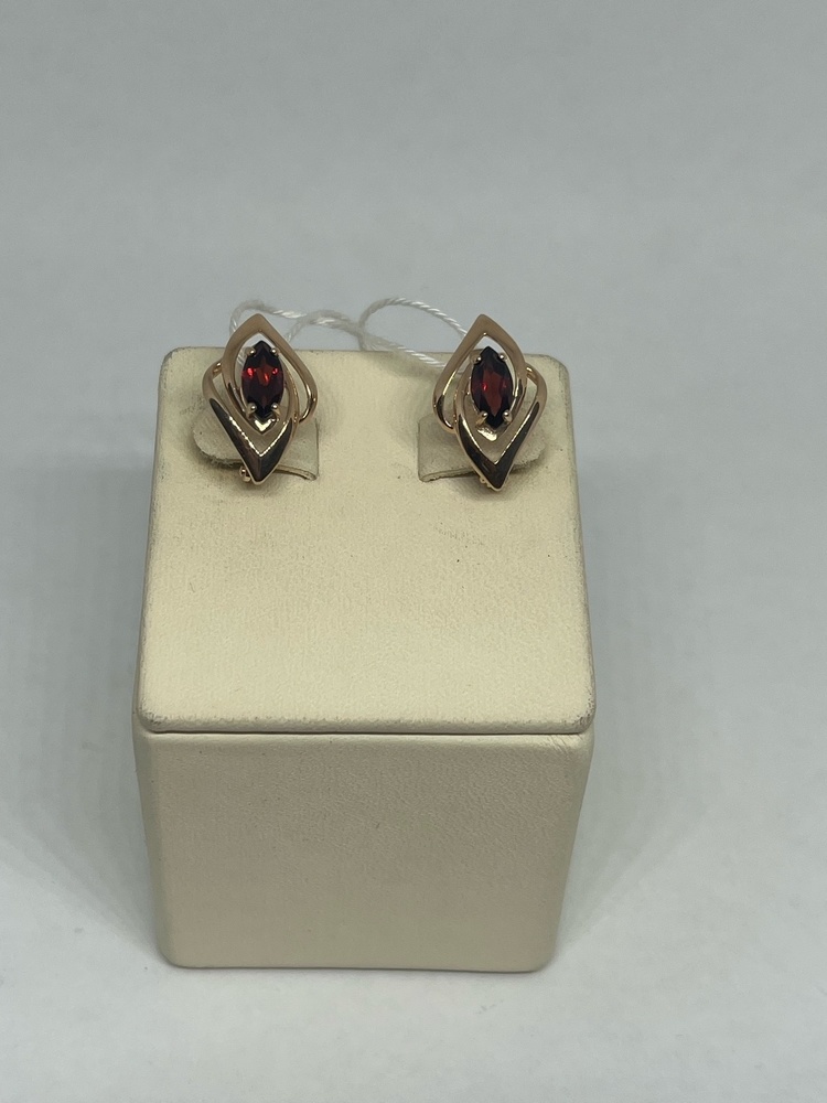 СКМ585 СЕРЬГИ С КАМНЕМ (Au 585) СКМ585 СЕРЬГИ С КАМНЕМ (Au 585)