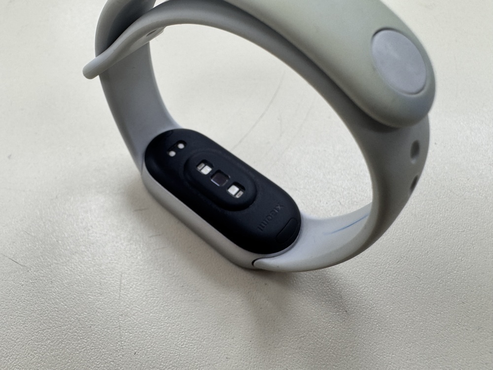 Фитнес-браслет Xiaomi Smart Band 10