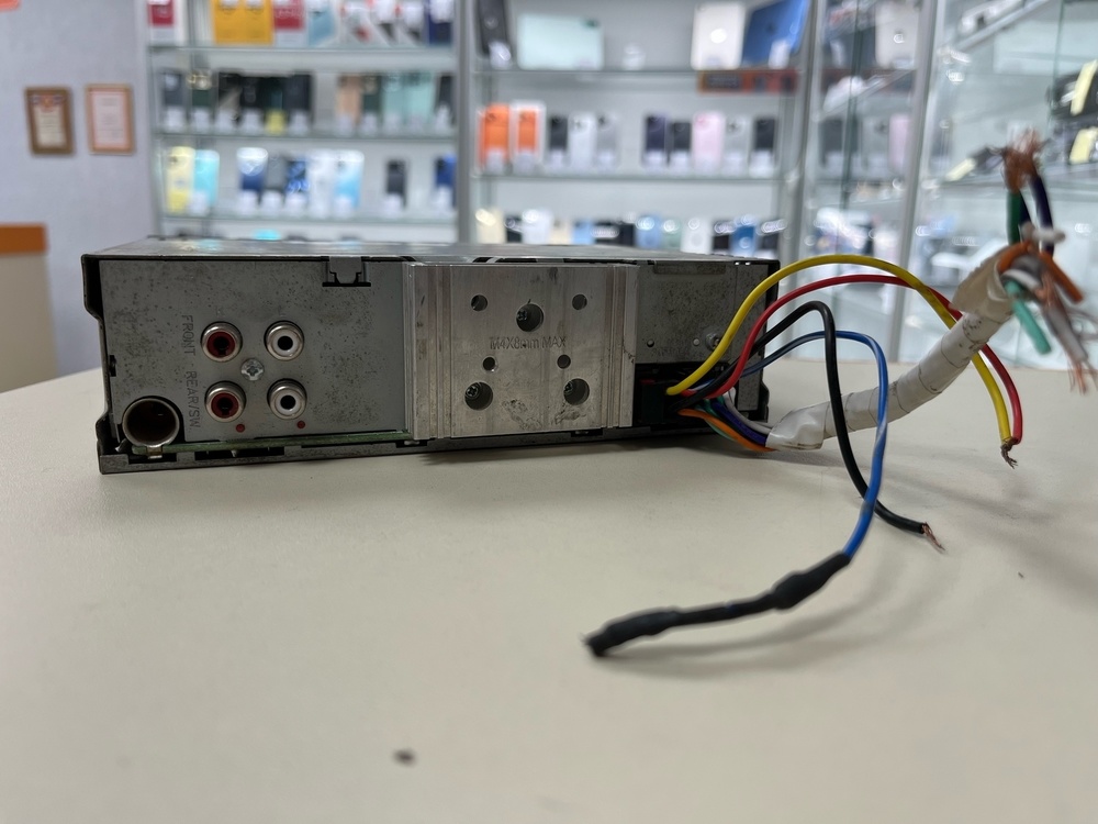 Автомагнитола Kenwood KDC-172Y