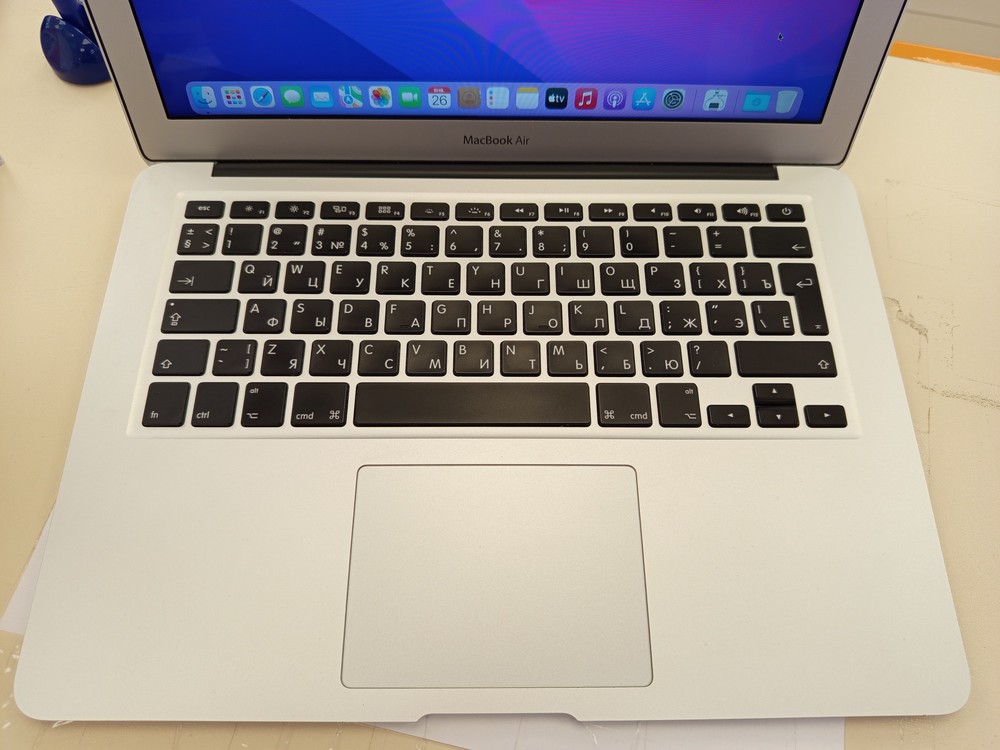 Ноутбук Apple MacBookAir i5-13 дюймов(2017) A1466