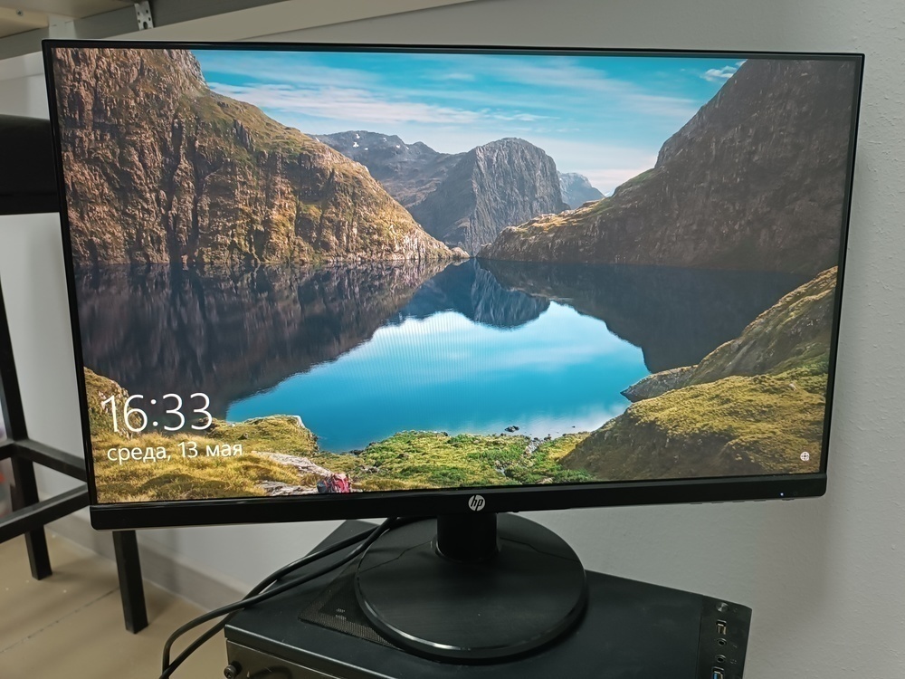 Монитор HP V24I