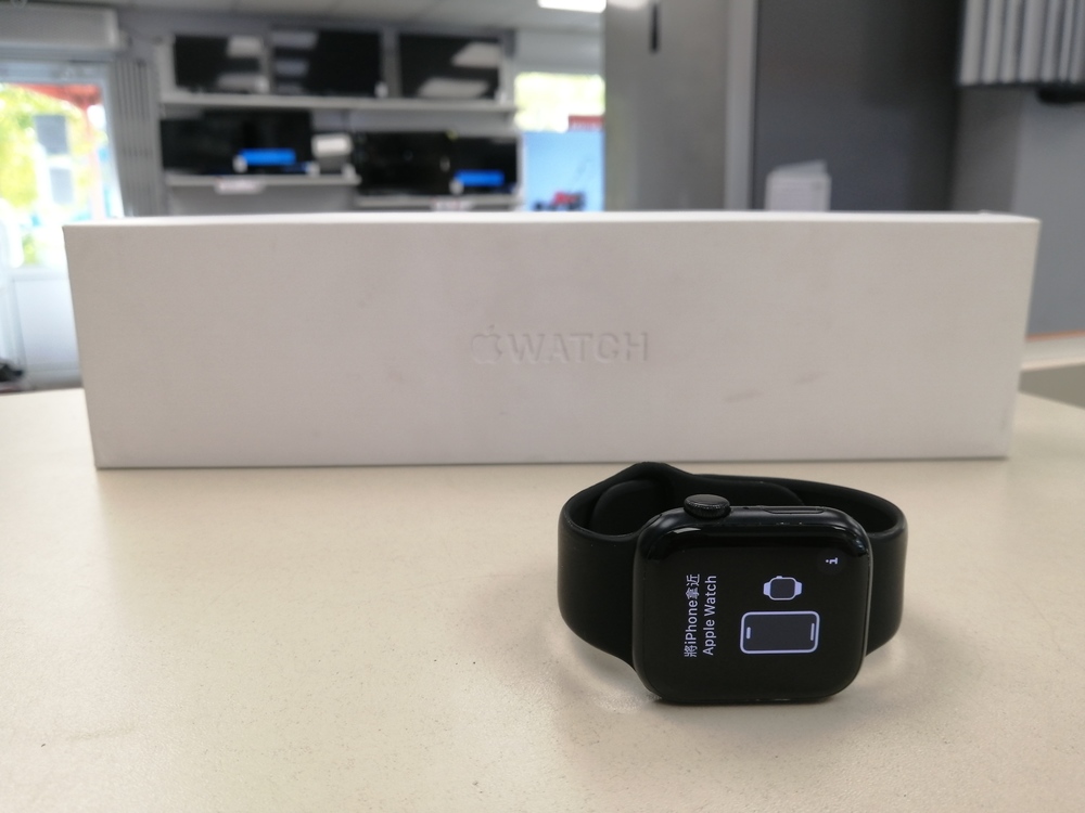 Смарт-часы Apple Watch Series 7 41mm