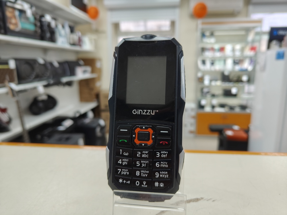 Мобильный телефон Ginzuu M102
