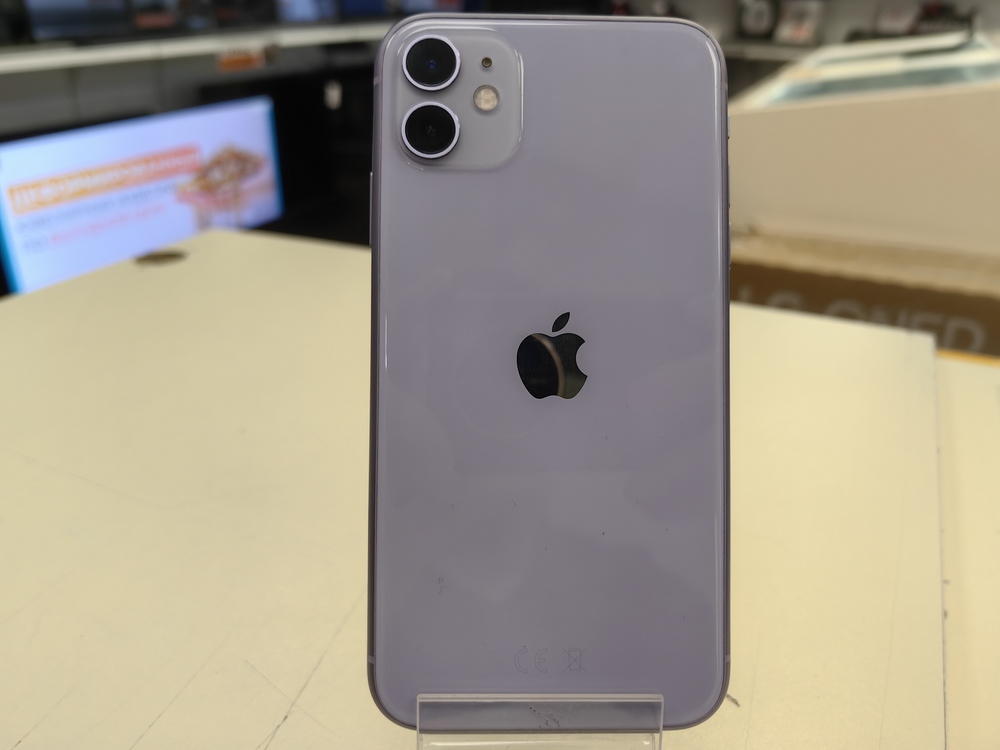 Смартфон Apple iPhone 11 64Gb