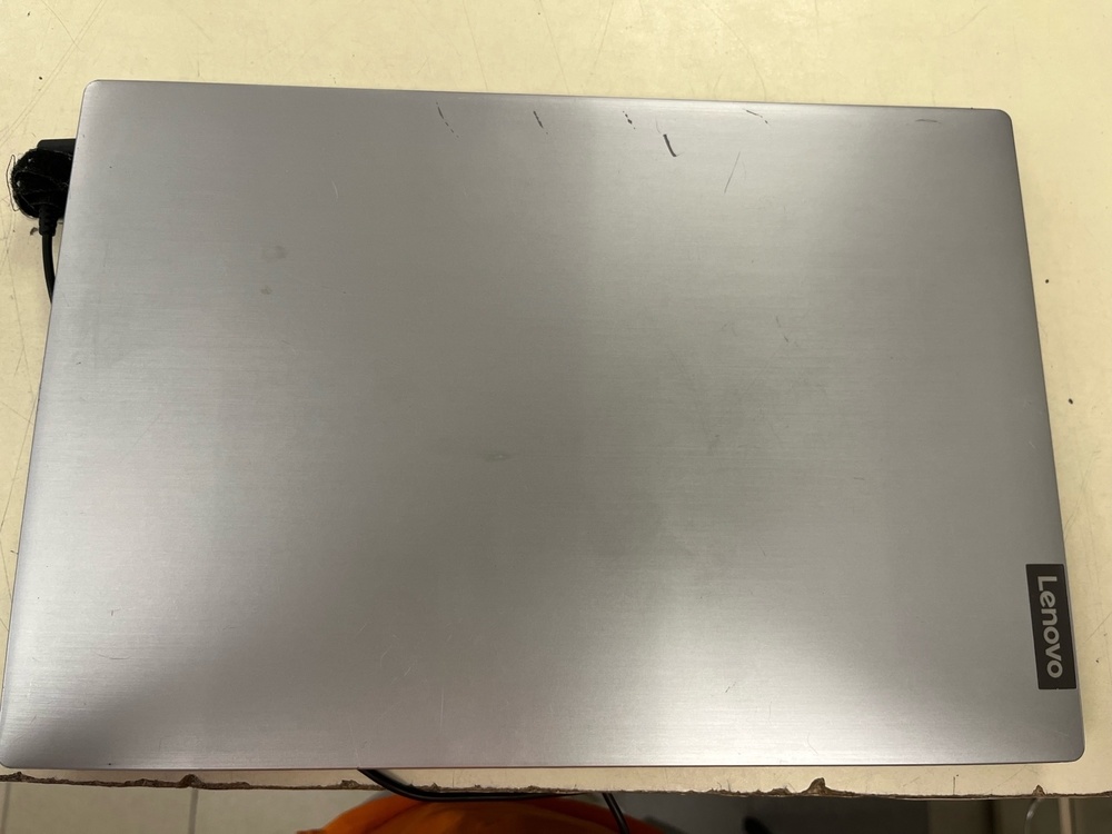 Ноутбук Lenovo S145; Athlon 300U, Radeon Vega 3, 4 Гб, 250 Гб, Нет