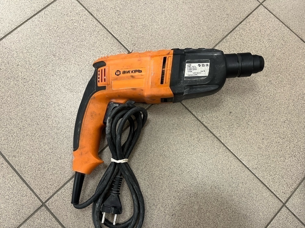 Перфоратор Вихрь П-650К