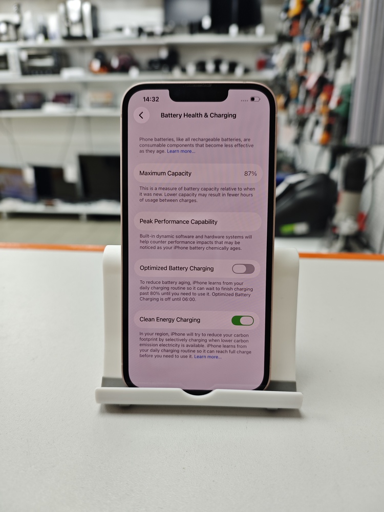 Смартфон Apple iPhone 13 128Gb