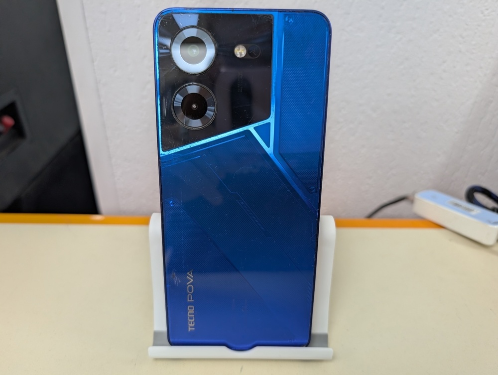 Смартфон Tecno Pova 5 8/128