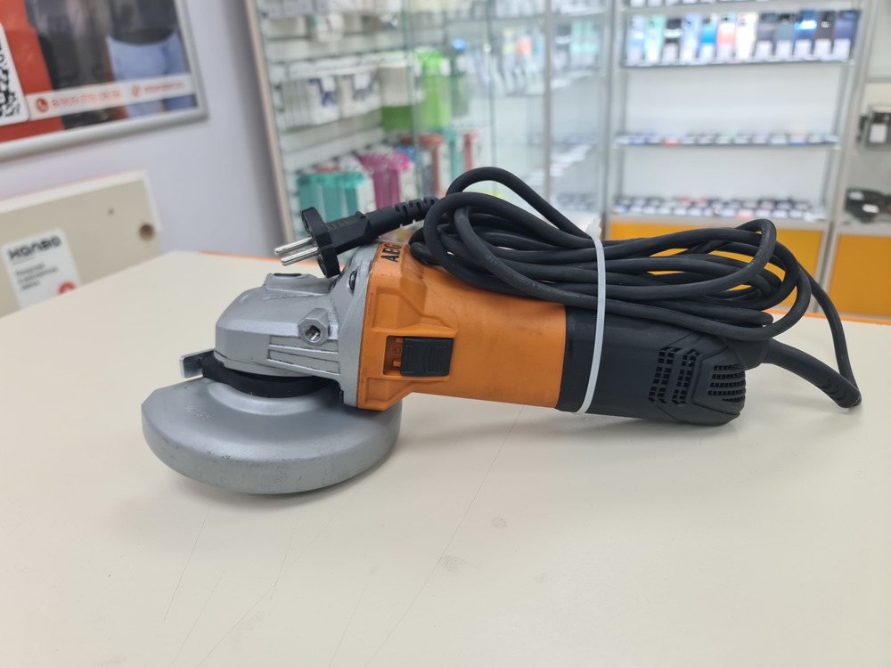 Угловая шлифмашина AEG WS 10-125