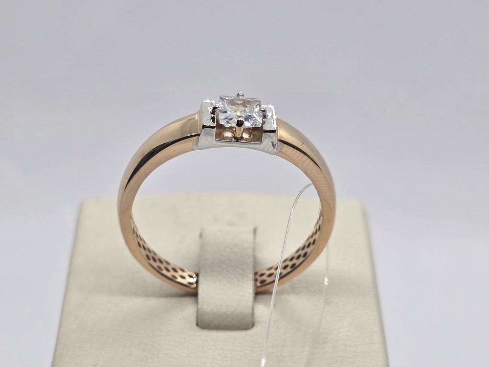 КОЛЬЦО С КАМНЕМ (Au 585)