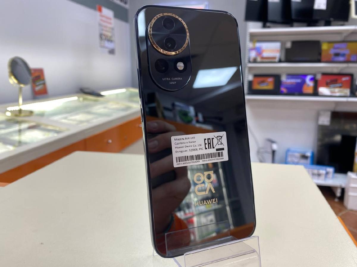 Смартфон Huawei Nova 13 8/256