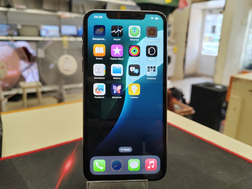 Смартфон Apple iPhone 11 Pro Max 64Gb