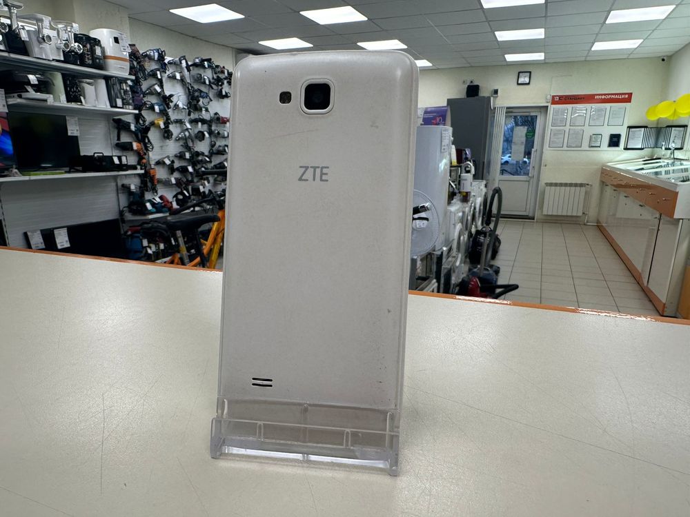 Смартфон ZTE A3 T220