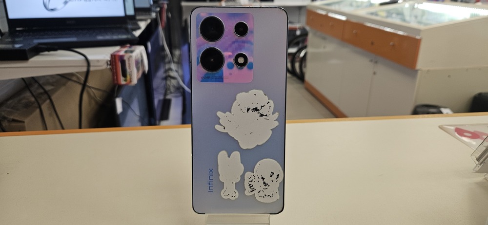 Смартфон Infinix Note 30 8/128