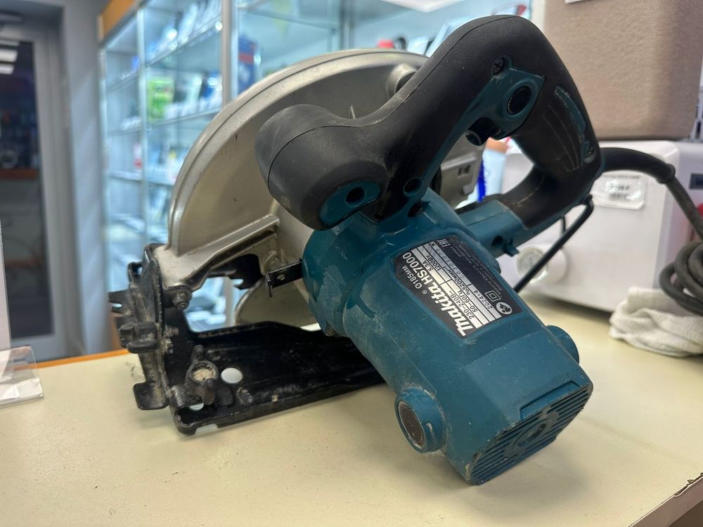 Дисковая пила Makita HS7000