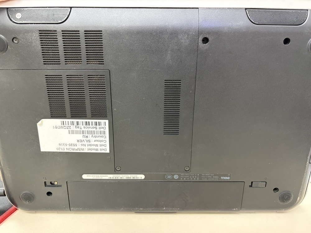 Ноутбук DELL; Core i7-3612QM, Radeon HD 7670M, 8 Гб, 1 Tb, Нет