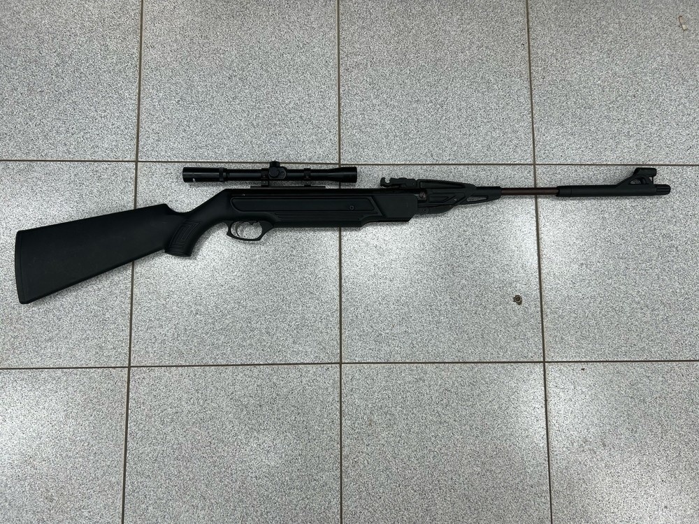 Пневматическая винтовка Байкал 512