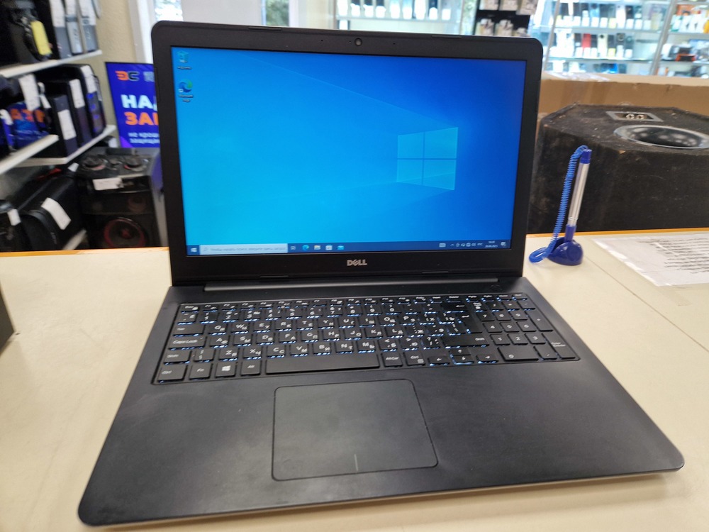 Ноутбук DELL; Core i5-4210U, Radeon R7 M260, 8 Гб, 128 Гб, Нет