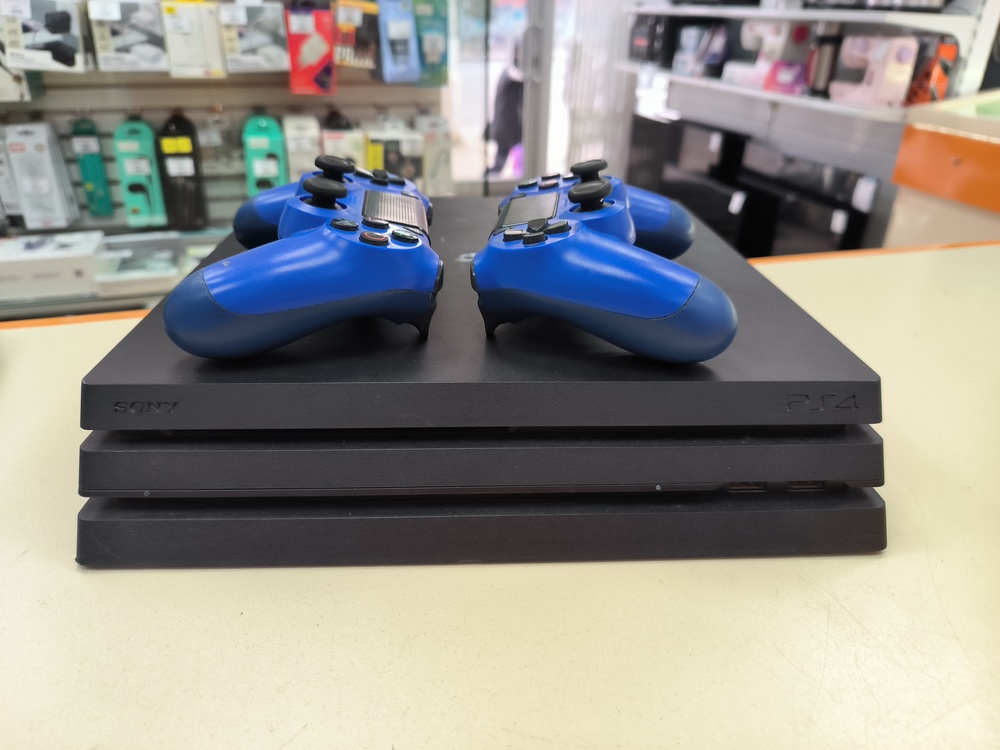 Игровая приставка PlayStation 4 Pro 1Tb