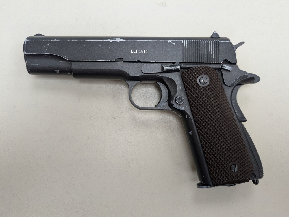 Пневматика Пистолет Gletcher Colt 1911