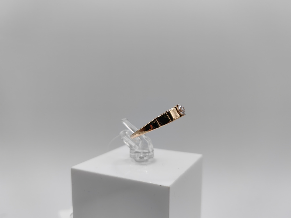 КОЛЬЦО С КАМНЕМ (Au 585)