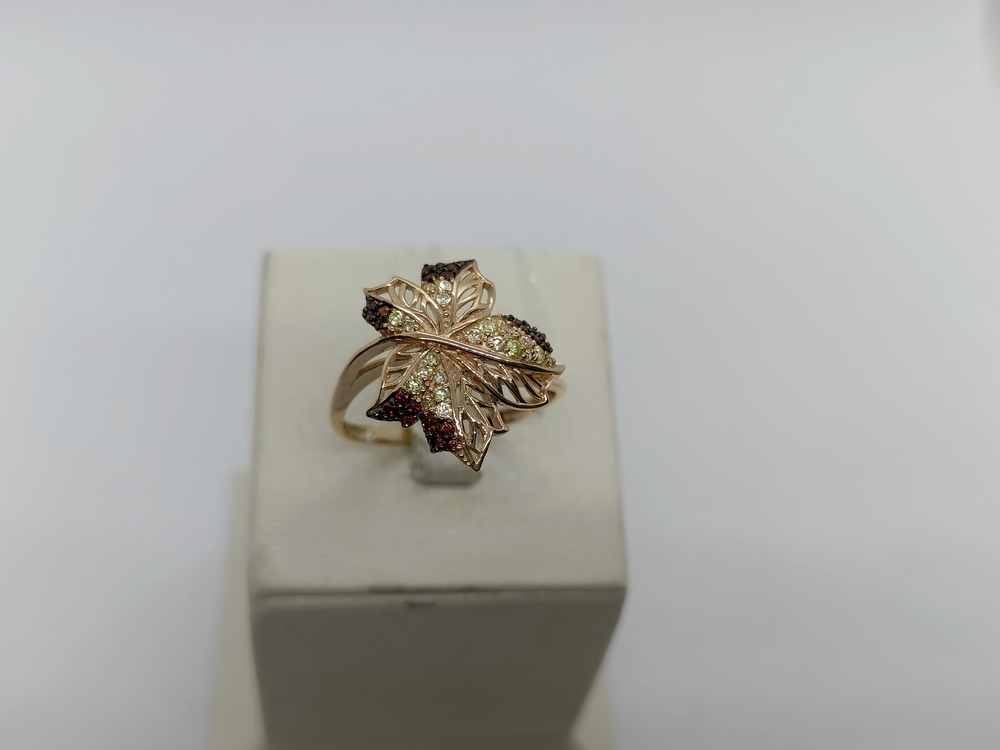 КОЛЬЦО С КАМНЯМИ (Au 585)